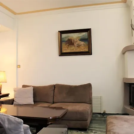 Pal House * فولوس